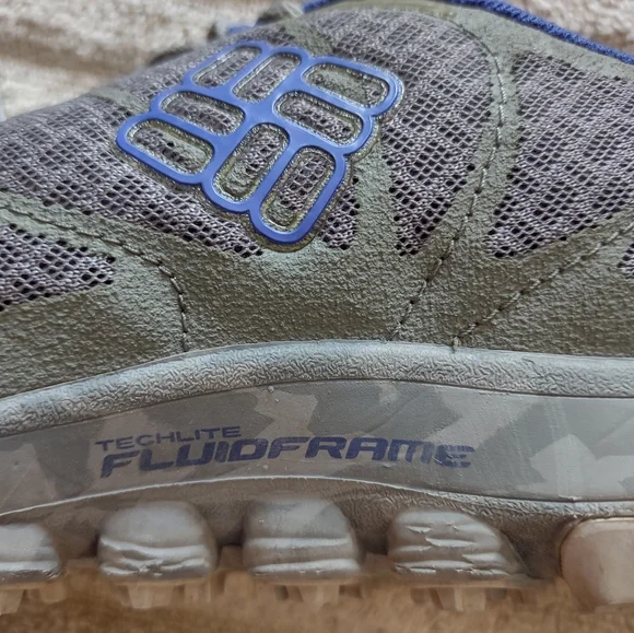 Columbia Women’s Size 7.5 Techlite Fluidframe Omni-Grip Trail Shoes - Picture 7 of 10